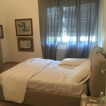 Bed & Breakfast Best Positions 1 *